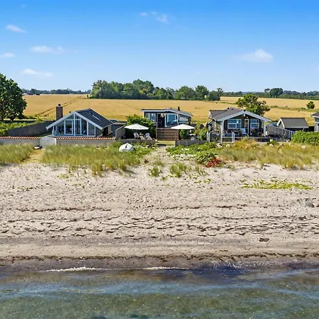 Nedelko - 20m From The Sea By Interhome Feriehus *